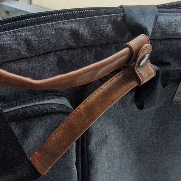 31 L Travel Pack - Shoulder bag - Picture 2 of 8